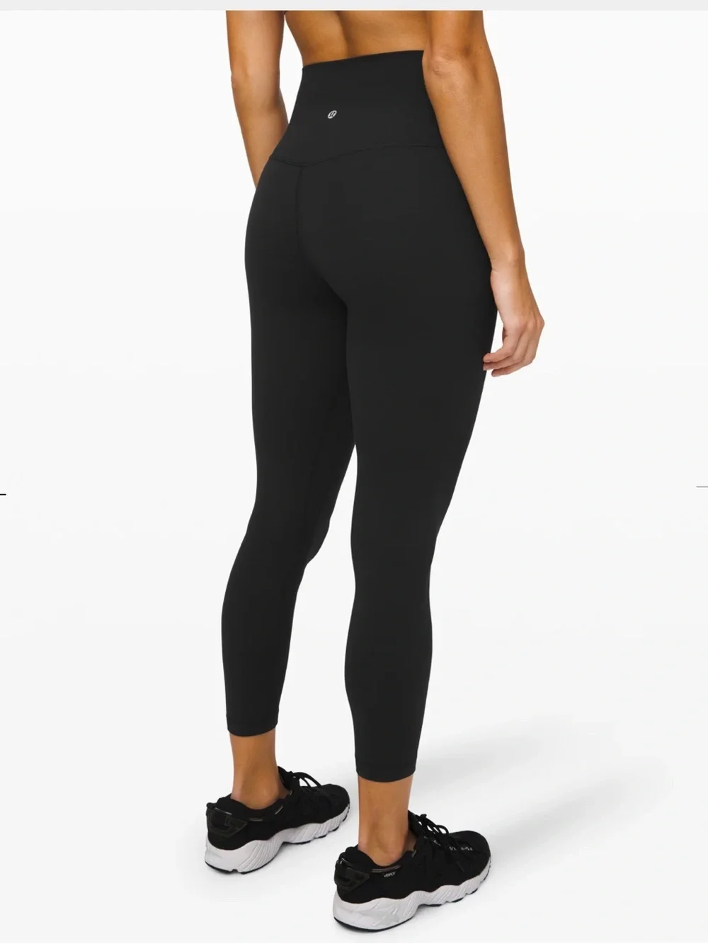 lululemon athletica Black Aligh High Rise Leggings Size 6